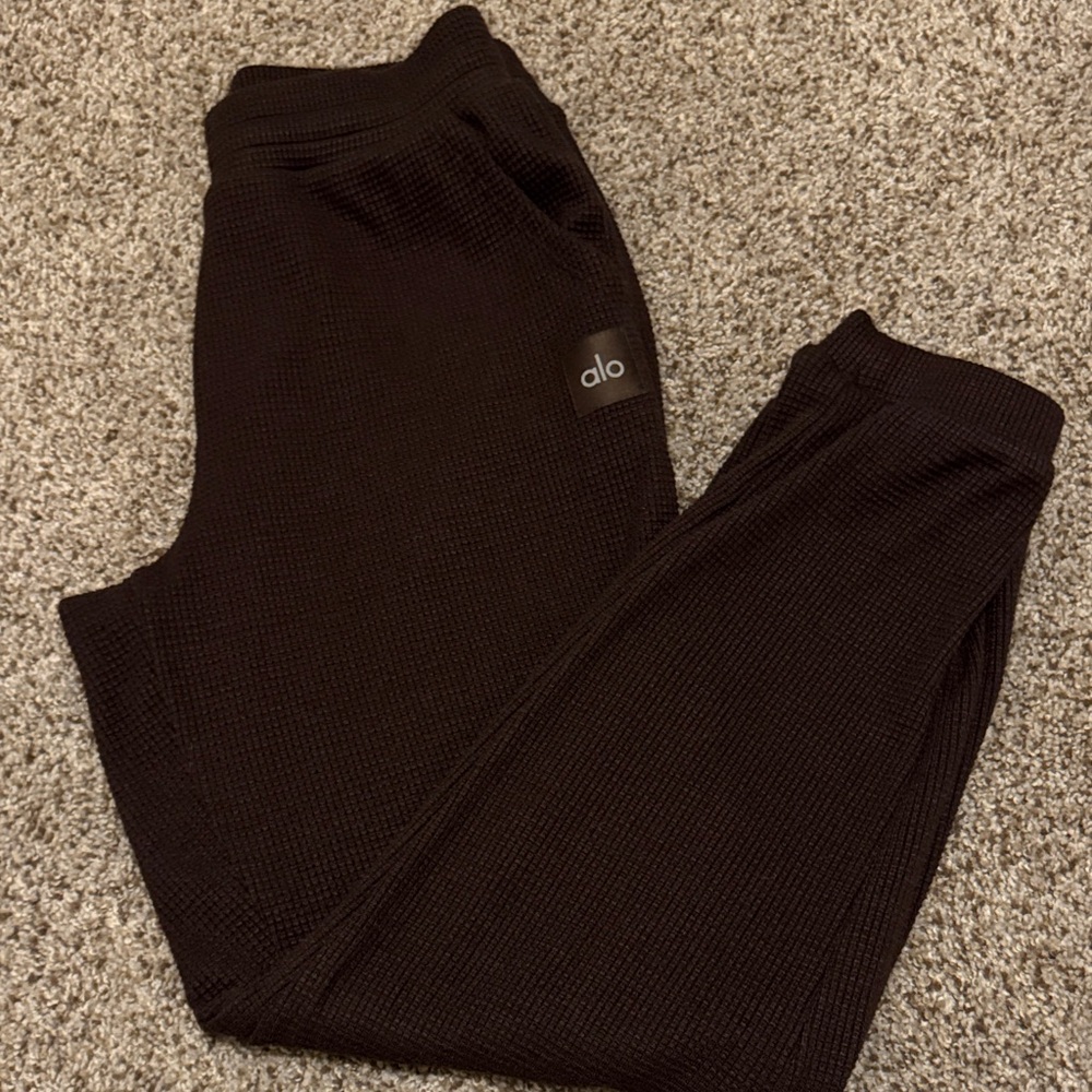 ALO Yoga Black Waffle Knit Joggers